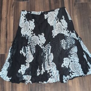 Elegant Black and White Lace Skirt